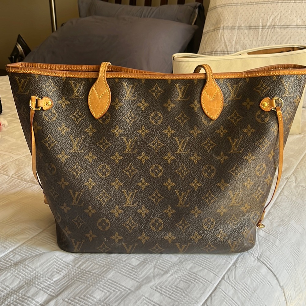 LV Monogram Neverfull